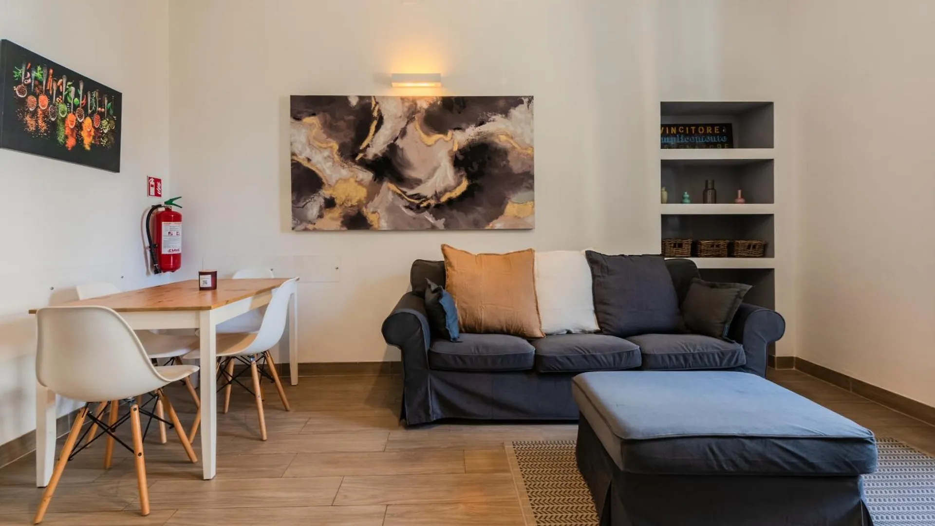 Moscova Modern Apartment Milan Italy