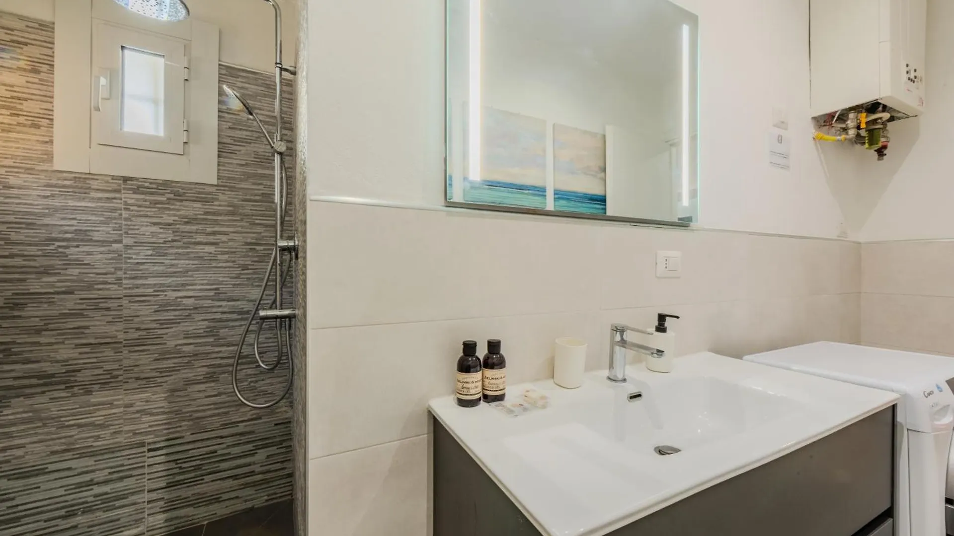 Moscova Modern Apartment Milan